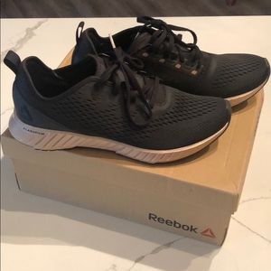 NIB—Reebok Flashfilm Running Shoes - 10
